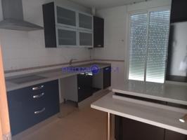 ADOSADO EN RESIDENCIAL BLANCA PALOMA - CORIA DEL RIO photo 0
