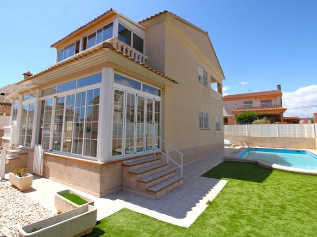 Villa En venta en Benicasim - Benicàssim photo 0