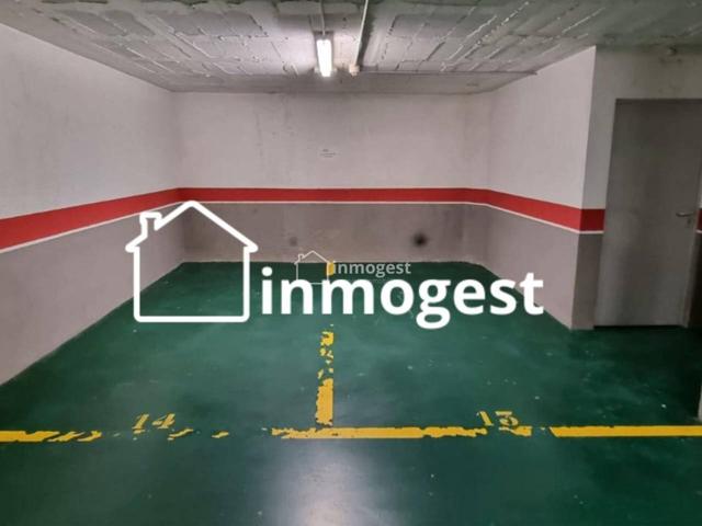 SE VENDEN 2 PLAZAS DE PARKING EN EL CENTRO DE GIRONA - CALLE LA RUTLLA! photo 0