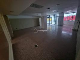 LOCAL COMERCIAL DE 178m² EN SALT ZONA MUY BUENA photo 0