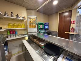 Traspaso de local comercial en Salt photo 0