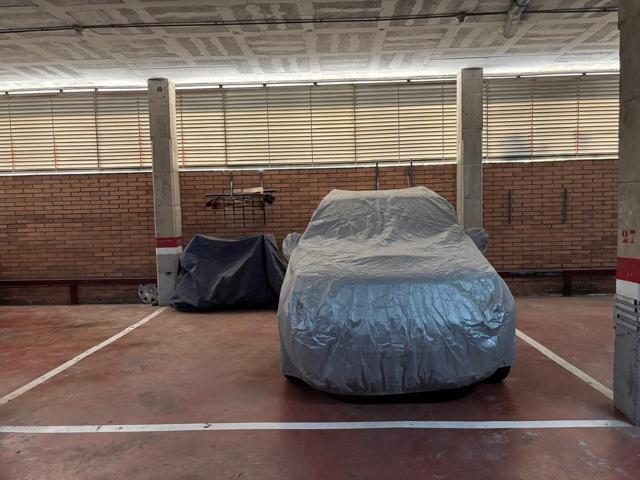 plaza de parking doble en pla d´nen Coll photo 0