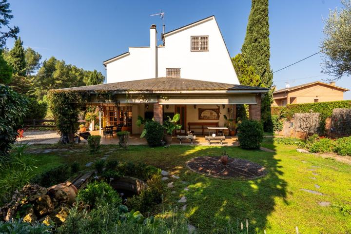 CHALET A 3 VIENTOS CON PISCINA photo 0