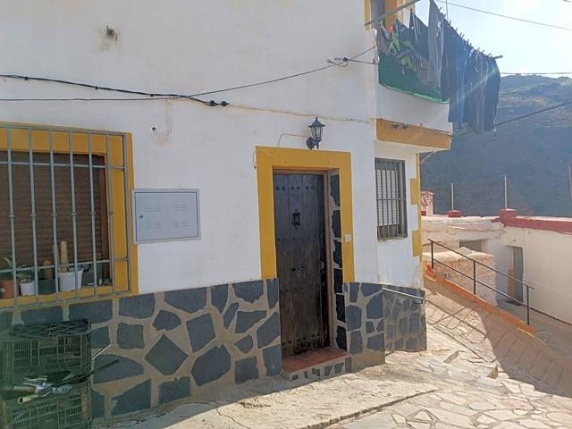 Oportunidad para inversores en Polopos photo 0
