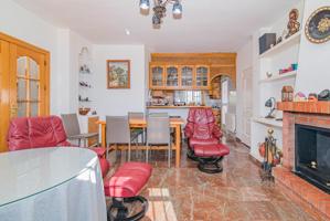 Espectacular chalet en zona Caparacena. Atarfe photo 0