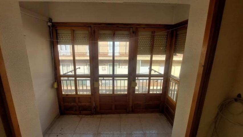 Piso exterior en zona tranquila de Baza (Granada) photo 0