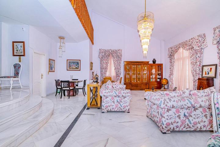 CHALET DE ENSUEÑO EN LA ZUBIA photo 0