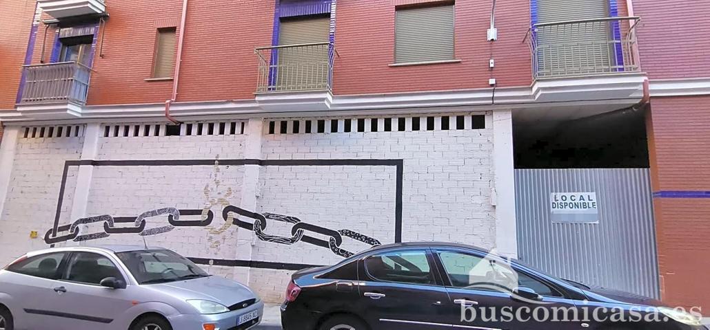 Local en Calle Palma del Rio photo 0