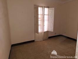 Bonita vivienda en casco antiguo para reformar!! photo 0