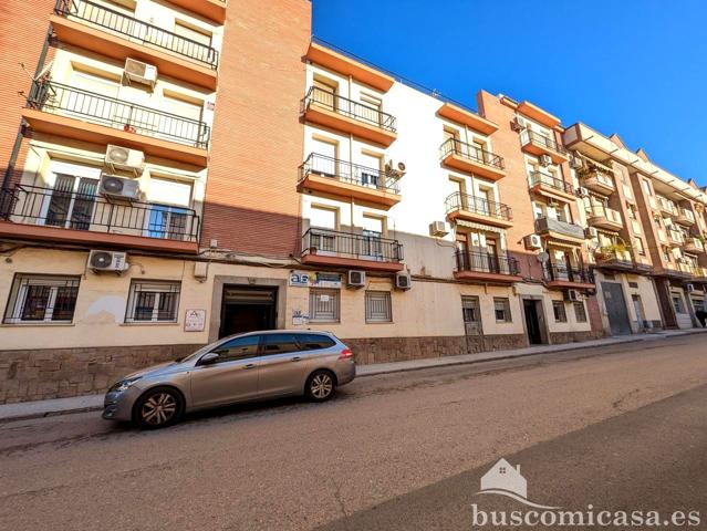Piso para reformar en calle Bailén. photo 0