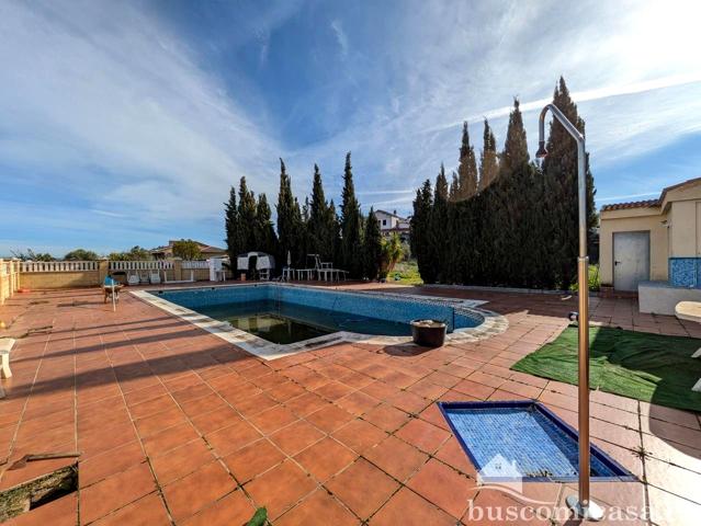 Nave + terreno + piscina. photo 0