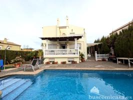 Impresionante casa con piscina. photo 0