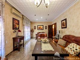 Gran casa en la calle Badajoz. photo 0