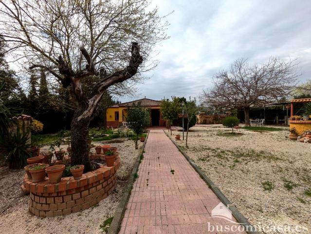 Preciosa casa en Urbanización LLanos de la Encina. photo 0