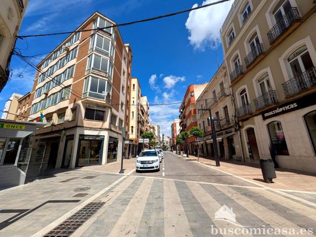 Venta de edificio en el corazón de Linares photo 0