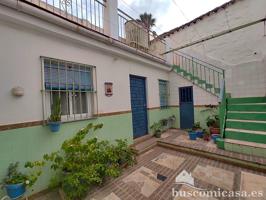 En pleno casco histórico. Vivienda Unifamiliar con patio en Pasaje Santa María, Linares. photo 0