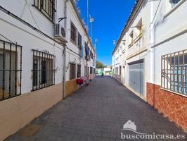 En Andújar. Unifamiliar adosado de 2 dormitorios y 1 baño photo 0