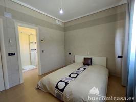 Espectacular y moderno chalet unifamiliar con parcela de 700 m2., en Urbanización Las Viñas (La Yedra) photo 0