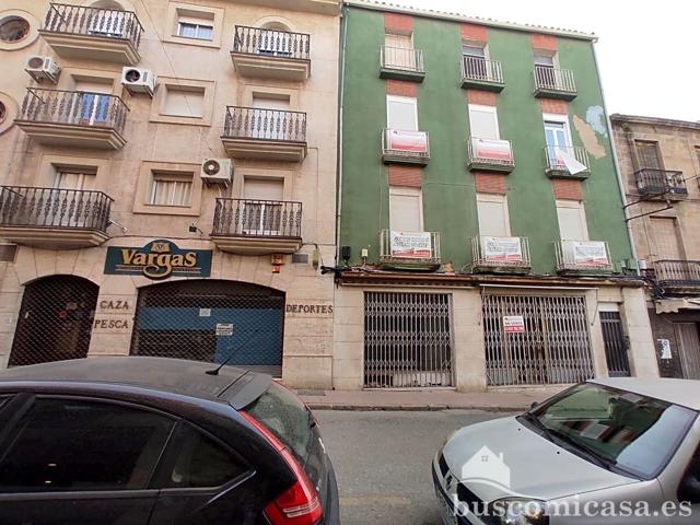 Edificio con posibilidad de dividir en 8 viviendas, Linares. photo 0