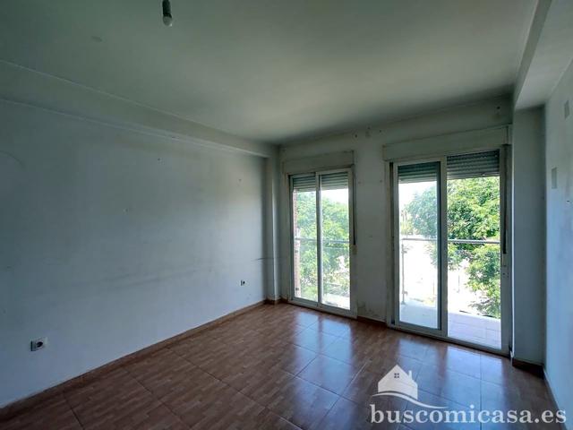 Piso en venta en Linares de 63 m2 photo 0