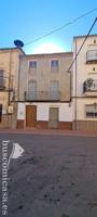 En Sorihuela del Guadalimar, Casa antigua para reformar con enormes posibilidades photo 0