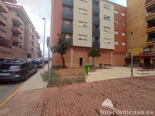 Local en venta en Linares de 169 m2 photo 0
