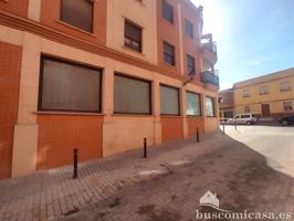Amplio local en calle Huerta de las Eras, Linares. photo 0