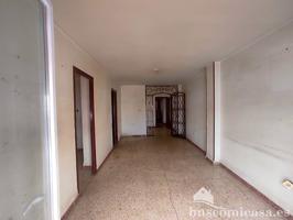 Piso en venta en Bailén de 98 m2 photo 0