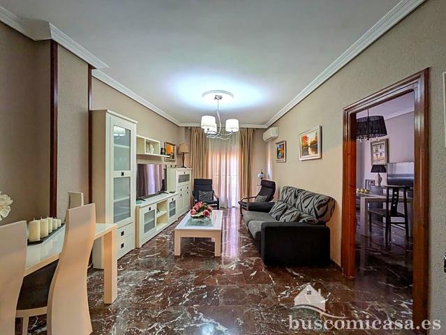 Fantástico piso en el centro de Linares. photo 0