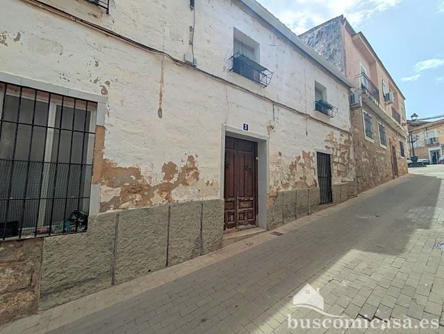 Gran casa para reformar en Calle Ayala. photo 0