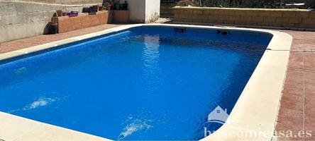 Extraordinario chalet independiente en zona de tranquilidad absoluta de Linares photo 0