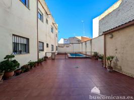 Bonito piso con piscina comunitaria. photo 0