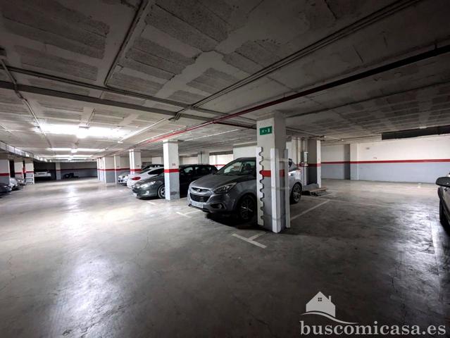 Plaza de parking, C- Madre de dios de la Salud, Linares. photo 0