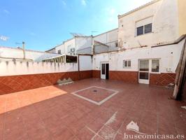 Bonita casa en Villanueva de la Reina. photo 0