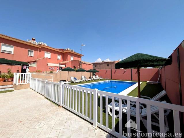 Casa adosada en Urbanizacion privada, Bailen. photo 0