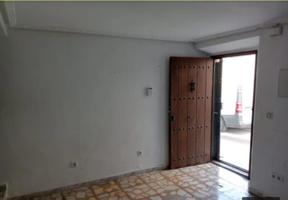 Vivienda disponible en la calle Las Moreras, Rus. photo 0