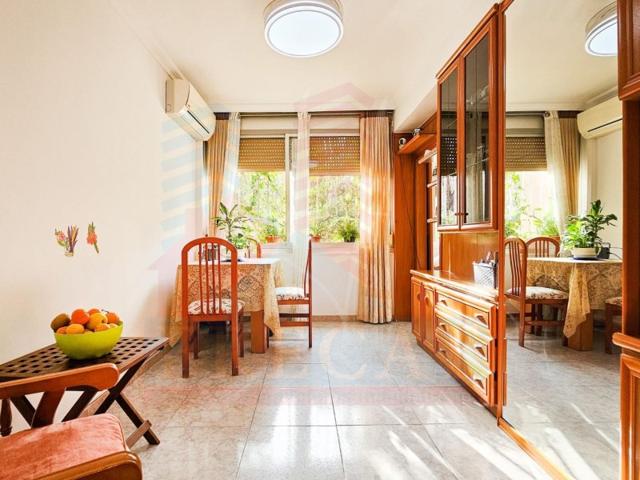 Piso En venta en Cornellà De Llobregat photo 0