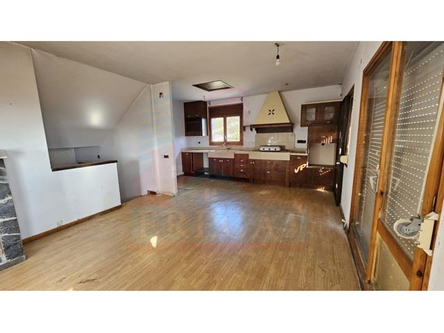 Casa En venta en Castellar Del Vallès photo 0