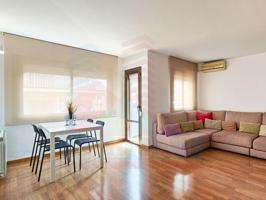 Piso En venta en Cornellà De Llobregat photo 0