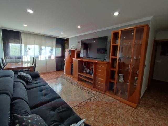 Piso En venta en Sant Adrià De Besòs photo 0