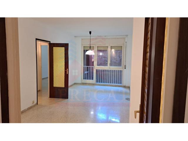 Piso En venta en Barcelona photo 0