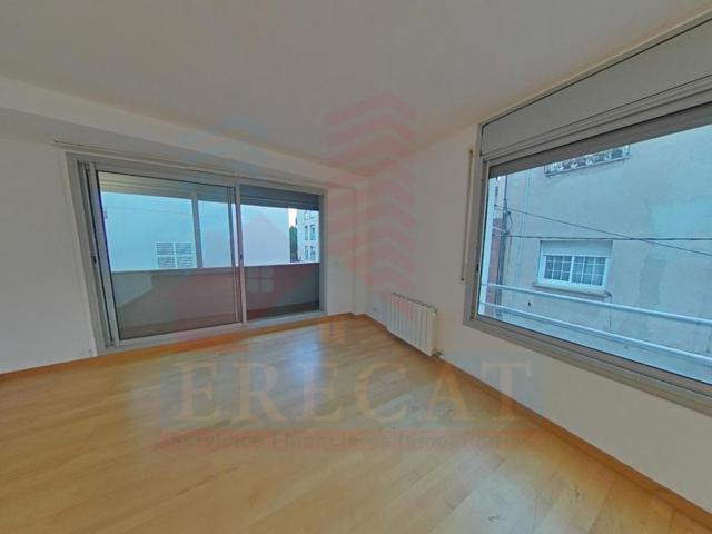 Dúplex En venta en Terrassa photo 0