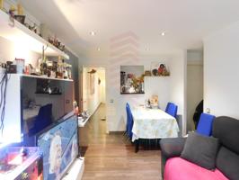 Piso En venta en Montgat photo 0
