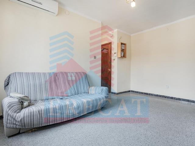 Piso En venta en Barcelona photo 0