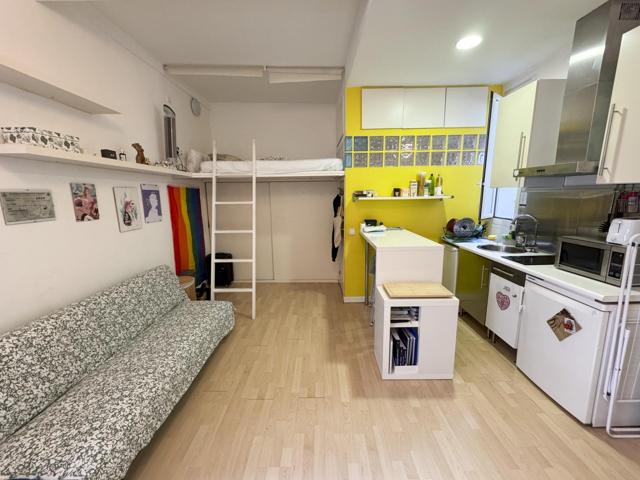 Piso En venta en Malasaña, Madrid photo 0