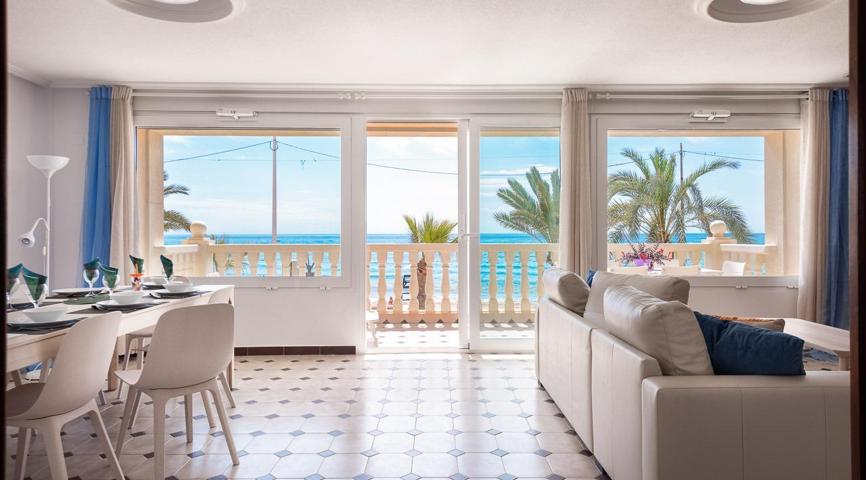 Vivienda en primera línea de Playa del Campello con fantásticas vistas al mar. photo 0