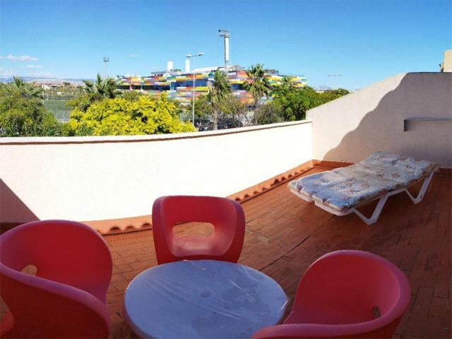 Estupendo chalet en la zona del Golf. photo 0