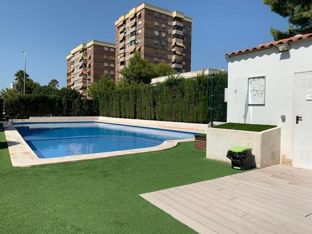 Espectacular vivienda en urbanización en la zona de San Blas. photo 0