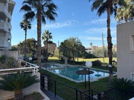 Piso Seminuevo en Zona Golf - Ideal para Familias photo 0