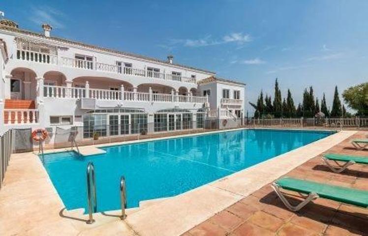 HOTEL EN VENTA PARA INVERSIÓN EN SOTOGRANDE photo 0